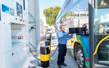 Hydrogen Fueling Station for buses in Wiesbaden, Germany: 300 kilograms of H2 can be provided in eight hours – enough for eight fuel cell buses.